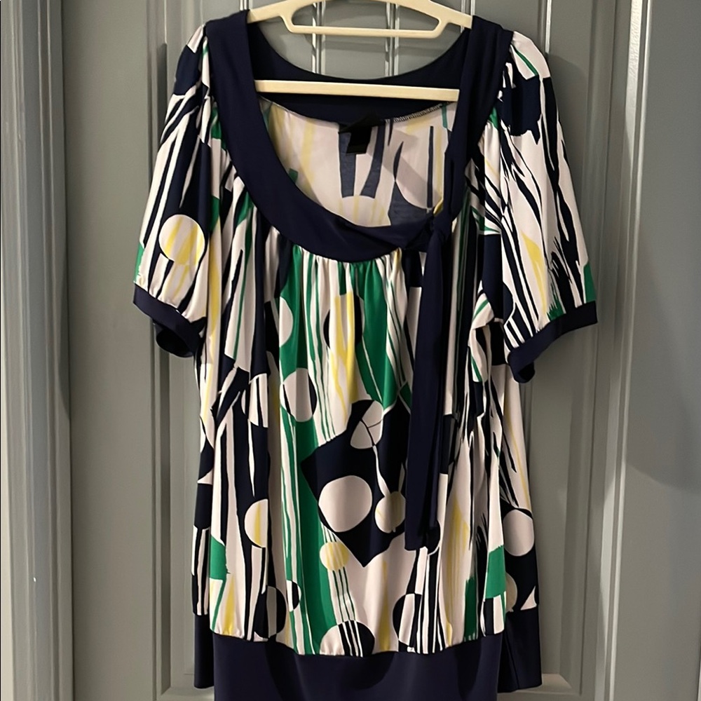 Lane Bryant Graphic Puff Sleeve Blouse Black and White